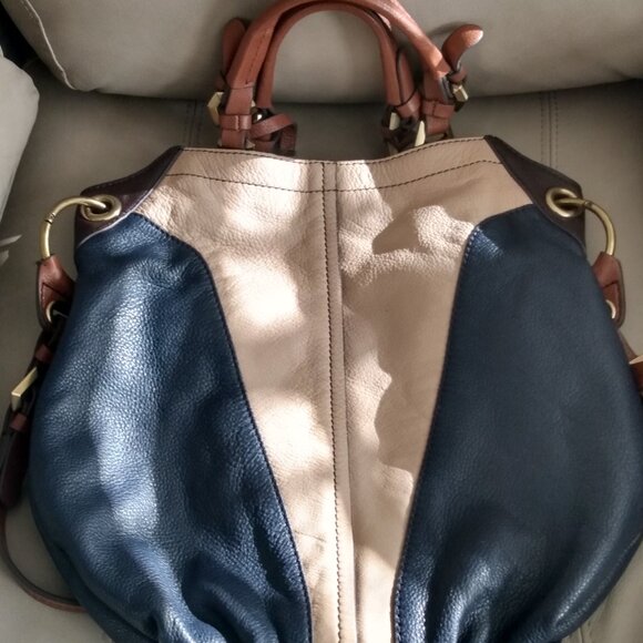 Or YANY BLUE/TAN LEATHER COLOR BLOCK WOMEN'S HOBO CROSSBODY BAG - Picture 3 of 9